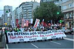 Empregados e empregadas públicas toman novamente as rúas das cidades galegas para manifestarse contra os recortes